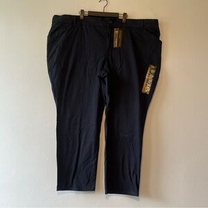 NWT Navy blue Cropped Pants‎ Relaxed Fit Straight Leg  size 28w. PETITE